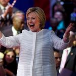Clinton exonerada de toda culpa por el caso de los emails