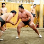 ¿Qué comen los luchadores de sumo?