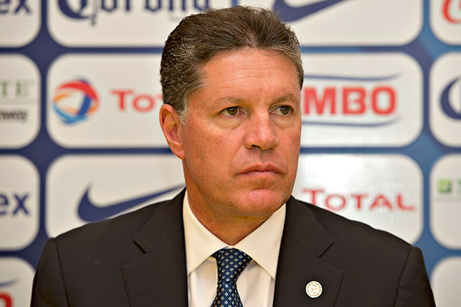 Rayados quiere a Ricardo Peláez