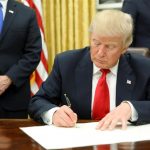 Donald Trump firmó la ley de nuevas sanciones