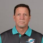Renuncia uno de los entrenadores de los Dolphins