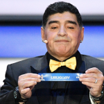 Maradona vs. Sampaoli: Diego criticó al equipo en pleno sorteo y el DT le respondió