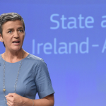 La comisaria Margrethe Vestager acusa a Google de aprovechar su posición dominante