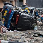 Al menos 400 muertos deja tsunami y terremoto en Indonesia