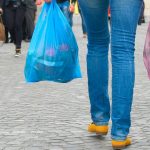 ¿Qué puedo hacer para reducir el uso de bolsas plásticas?