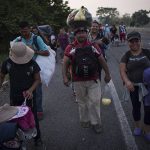 Migrantes y sus caravanas en la frontera de México con Estados Unidos