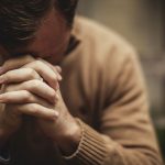 3 Síntomas de que un cristiano se está alejando de Dios.