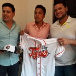 Ricardo Rivero, es el primer cancunense firmado por los Tigres de Quintana Roo